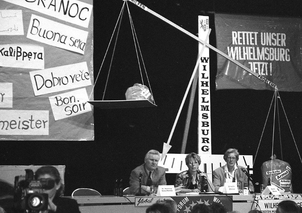 1997-Siebte-Einwohnerversammlung-mit-Buergermeister-Vorscherau